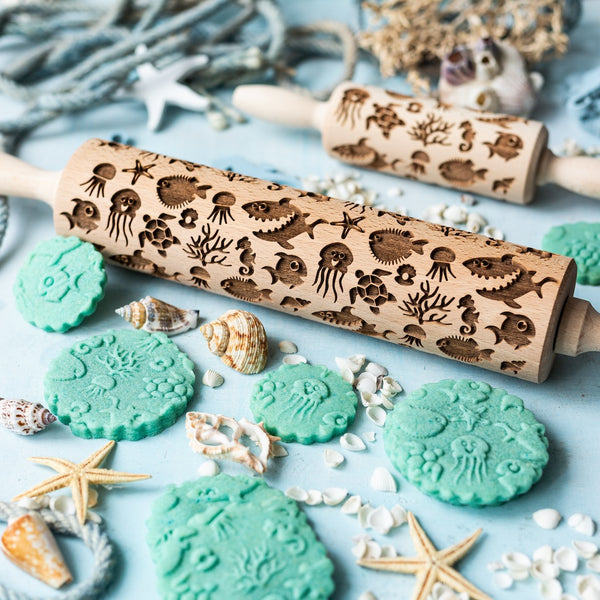 Engraved Rolling pin with Cartoon Ocean Pattern