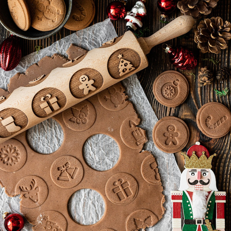 Engraved Rolling pin with Christmas Pattern