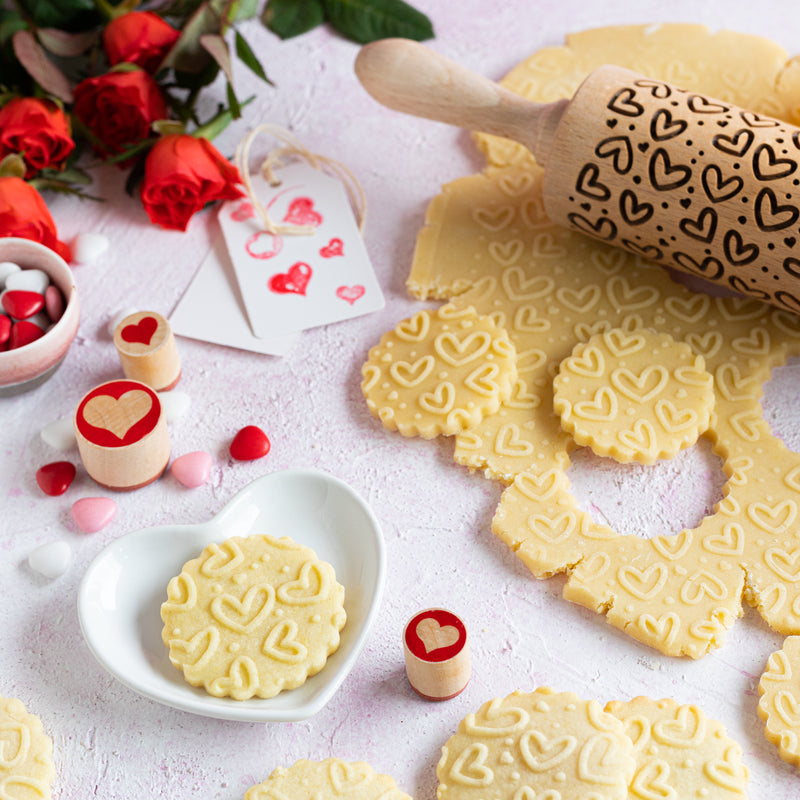 Engraved Rolling pin with Hearts Pattern