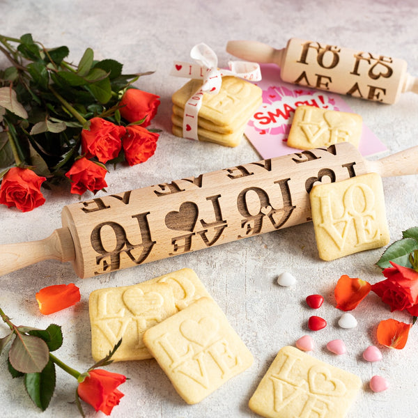 Engraved Rolling pin with Love Print Pattern