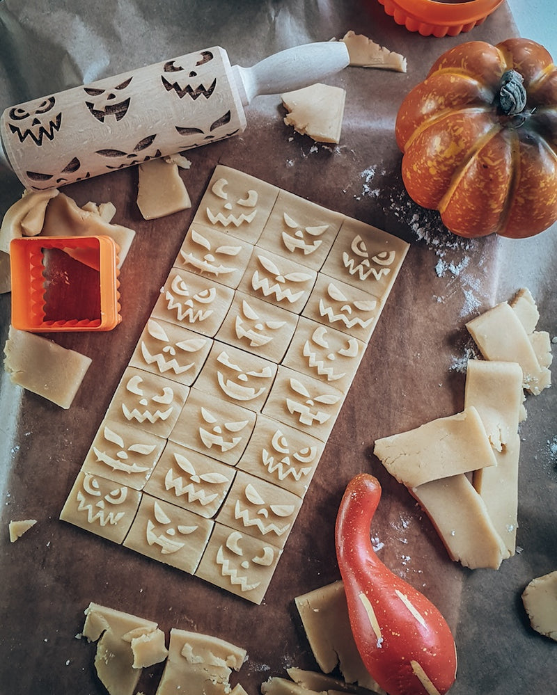 Engraved Rolling pin with Scary Faces Halloween Pattern